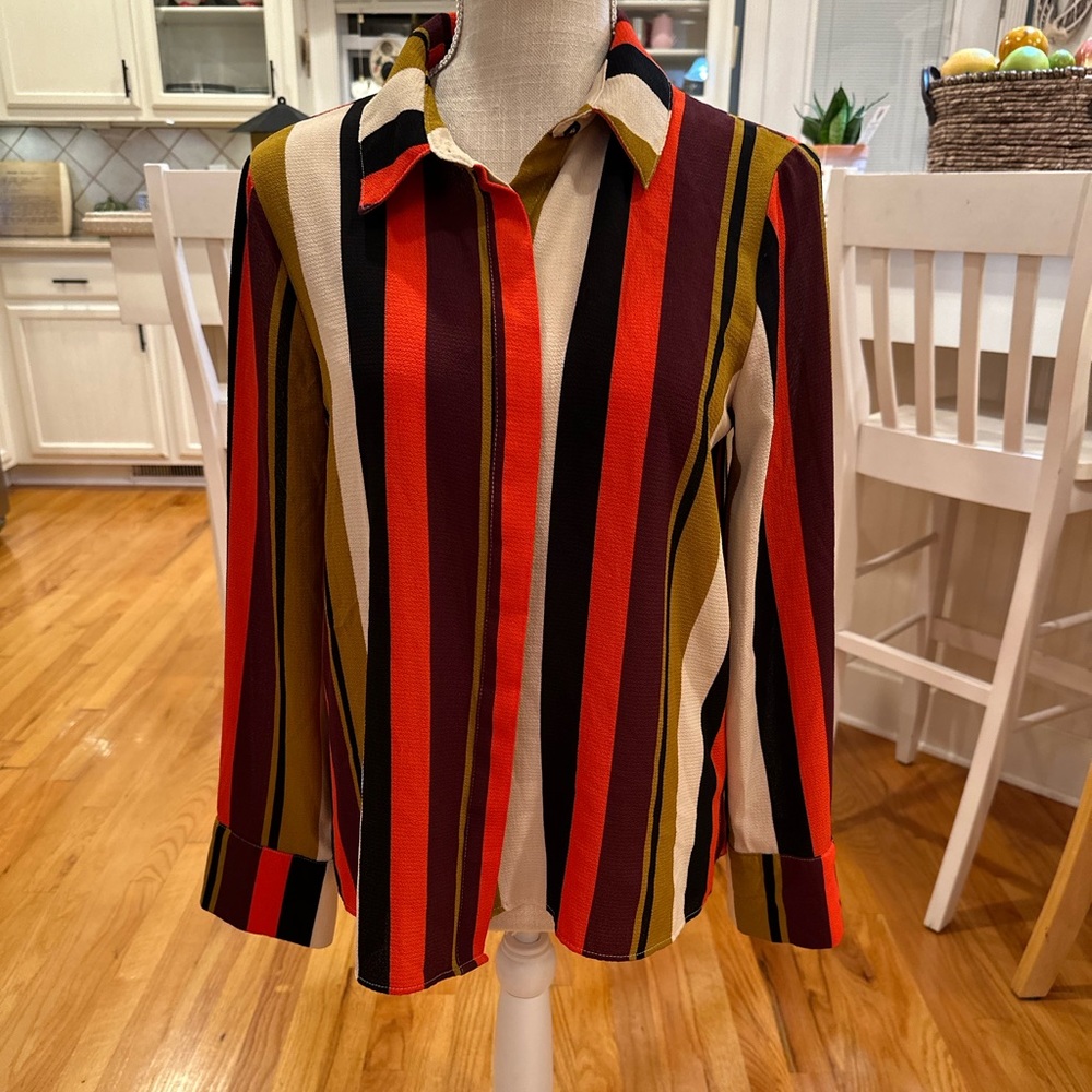 💜 5 for $25 or 3 for $18 Moa Moa striped long sleeve button down shirt